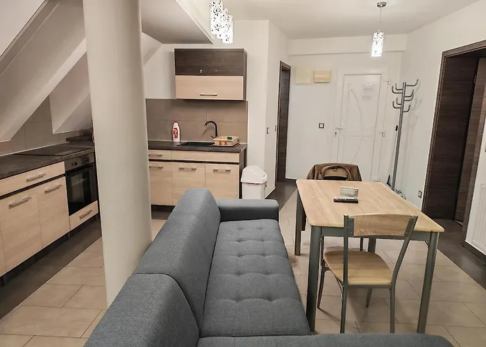 Willow 2br - Team * Kecskemet